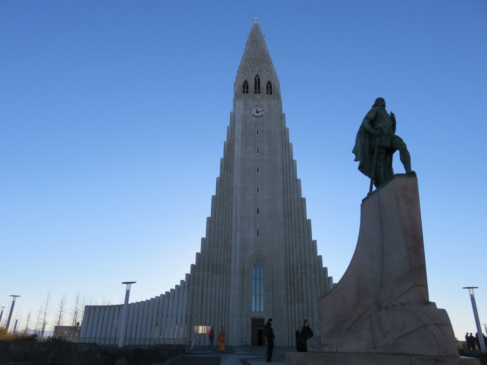 Hallgrimskirkja1