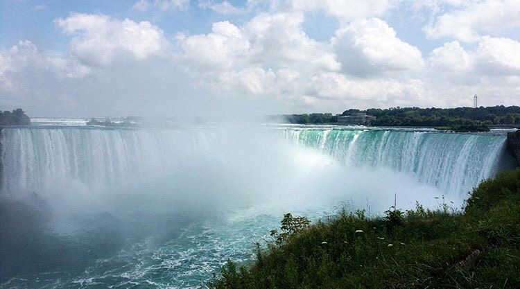 Niagara falls